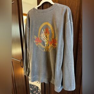 Graphic crew neck sweatshirt